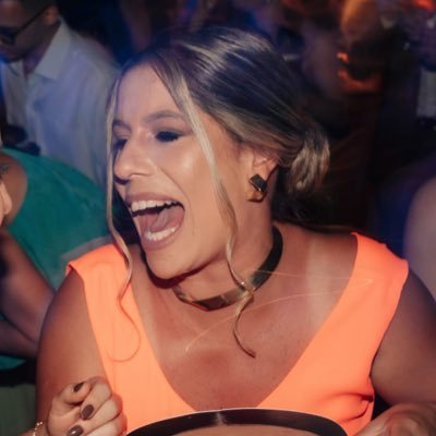 PaulaMelos's profile picture. Falo muito. E falo alto!                   Sócia na @sejacitrina