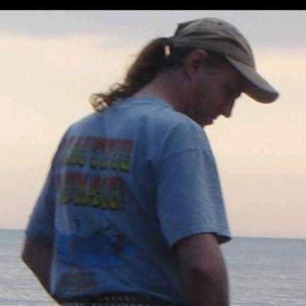 Fluffulus's profile picture. Drums... I like drums... Drums is good! I like horror & sci-fi too... Oh yeah, and Batman! Did I mention that I like drums?