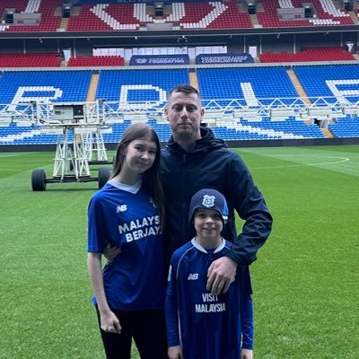 LiamDriscoll83's profile picture. Bluebirds🐦 Wales 🏴󠁧󠁢󠁷󠁬󠁳󠁿 Family 👨‍👩‍👧‍👦