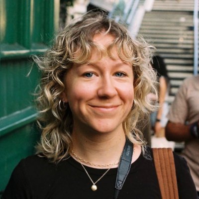 esmehedley's profile picture. Science journo 🌿words in @Nature