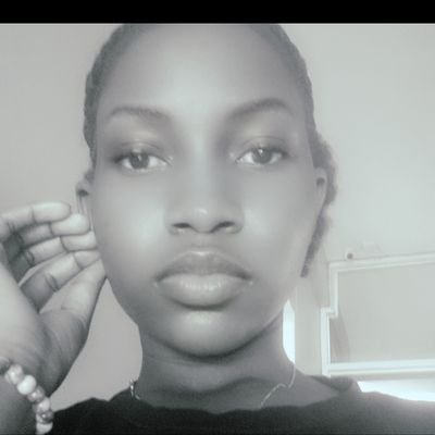 leti27371's profile picture. 