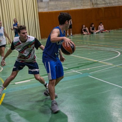 Estudiant de periodisme i dret @upfbarcelona. Entrenador de bàsquet.