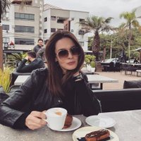 Jennifer (@burcakdeveau) 's Twitter Profile