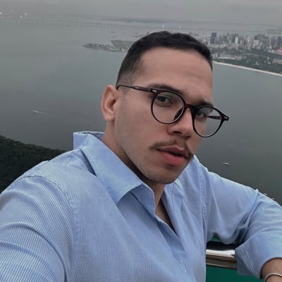 jandsoncoutinho's profile picture. Aqui é o X, não minha vida pessoal 😌