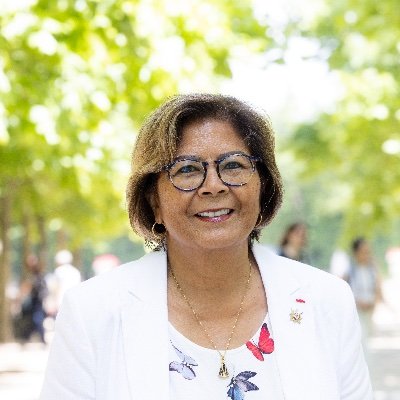 Marie-Laure PHINÉRA-HORTH Profile