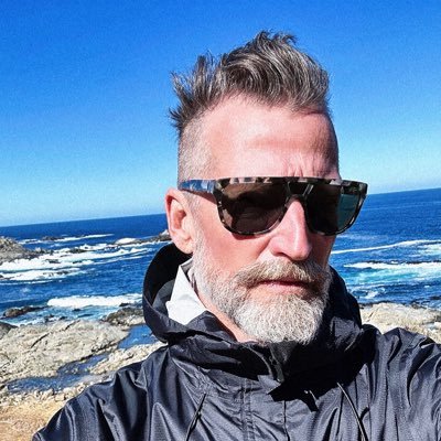 ekfoto's profile picture. Identify as a Patriot