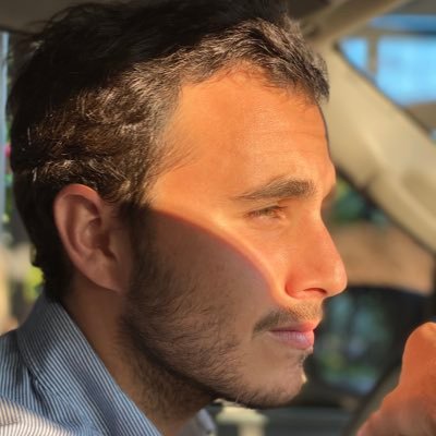 JABaquerizo's profile picture. Energy Engineer「この手、僕は」