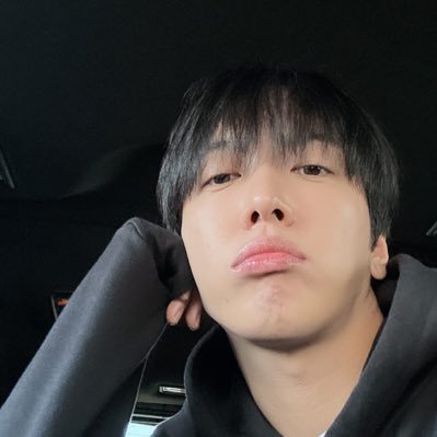 yoongseob's profile picture. 