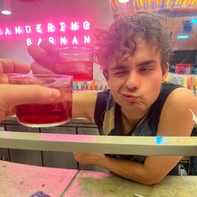 joeynasta's profile picture. don’t fuck with me i have the power of god AND anime on my side!!!