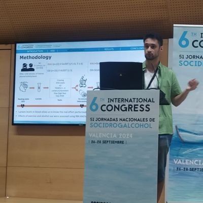 Psicología, Neurociencia cognitiva y Neuropsicología, Filosofía. Devoro palomitas y opiniones. A ver qué tal se da el PhD.
(ES/EN/EO)
Ψ~🧠~🎩~🏴~🏴☠️~⛧