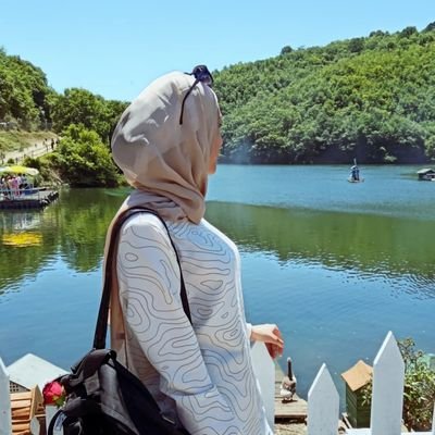 AlienH13's profile picture. 🇯🇴||𝒫𝒽𝓎𝓈𝒾𝒸𝓈 🪄