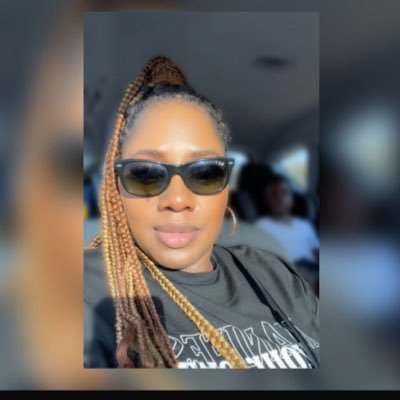 I’m currently building. Developing screenwriter/ Ai /Community Founder 🇳🇬🇬🇧