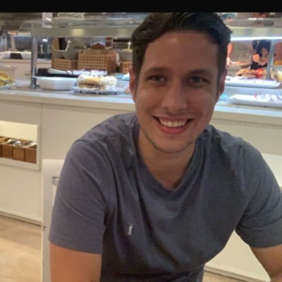 Afgestudeerd aan de School voor Journalistiek. Redacteur/verslaggever bij @nhsport_ en @VoetbalPrimeur