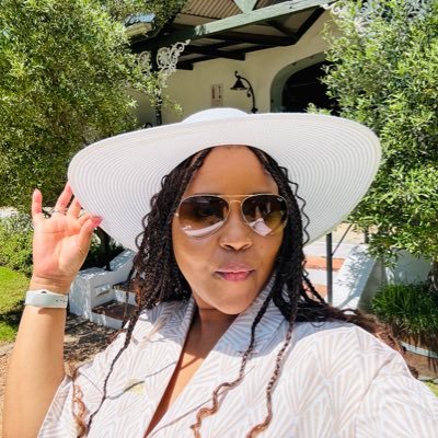 Hlamz's profile picture. I am here for the news ☺️