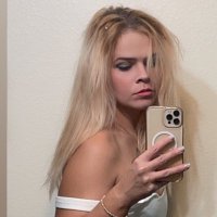 melanie (@kittendelswift) 's Twitter Profile