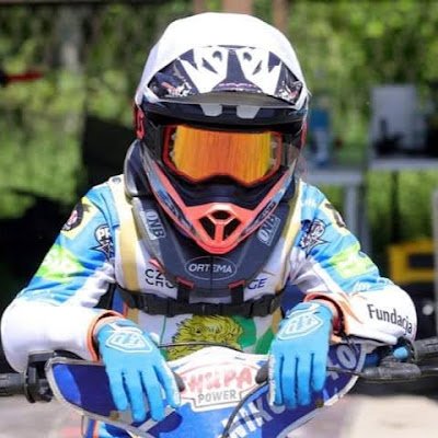 quiyer_us's profile picture. 