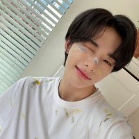 꿍야 !! (@kung_ya_0320) 's Twitter Profile