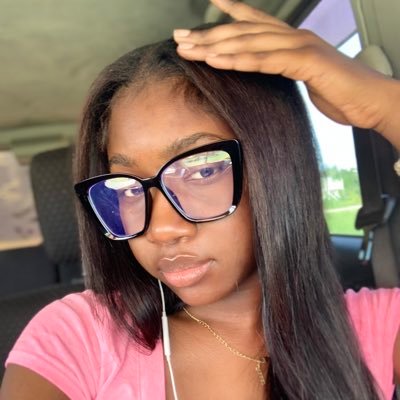🇧🇸🇭🇹To glam to give a damn. A teenage black heartthrob