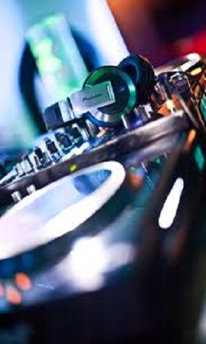 Dj / Producer from Vladimir City, Russia. Big fan of dance and electronic music :)))
http://t.co/6q2u8KxWL0