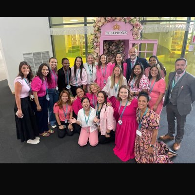 _Misspettigrew's profile picture. EYFS teacher living in Abu Dhabi👩🏻‍🏫