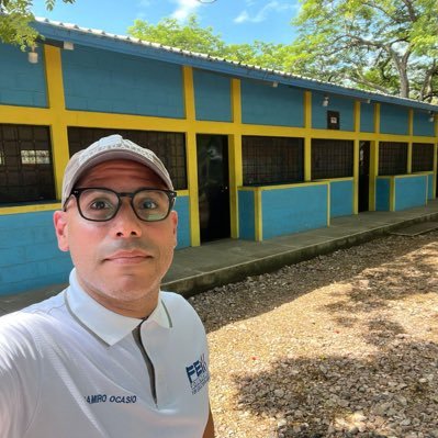 Co-Founder and President @feihonduras y @pm_tubanderahn - Dios,familia y amigos el deporte!! @RealMadrid @motaguacom @redsox @patriots @BocaJrsOficial @Celtics
