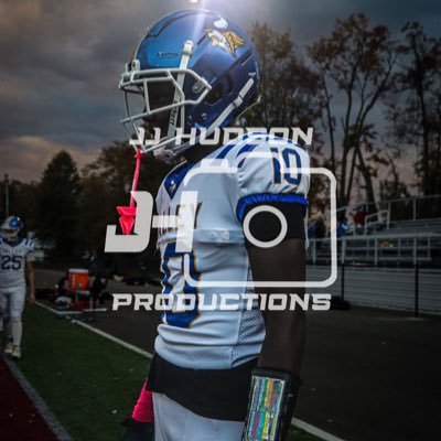 2028| valley High school 6’0 166lbs |GPA 3.0 Wr/DB) true freshman| email . CortezRicketts125@gmail.com,, 502-287-3304