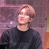 val 🌷🧸| pcd era | seeing 127, skz (@vally077) 's Twitter Profile