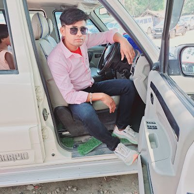 “ पसंद है मुझे उन लोगों से हारना !
जो मेरे हारने की वजह से पहली बार जीते हैं ¡