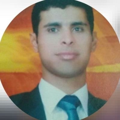 یک معلمم
۳۰سال شرمنده خانواده
و این داستان ادامه دارد
چون معلم باید فقیر باشد تا اگاهی بمیرد