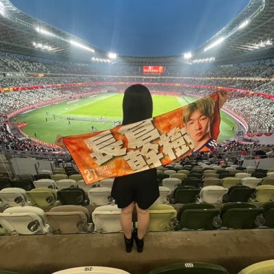 albirex_27's profile picture. 推しが決められない系サポ Albirex Niigata 3 . 21 . 30 . 42🧡 / Urawa Reds 20 ❤️ / 99’
