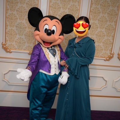 aidisney_0607's profile picture. 🤍🏰パーク / ホテル / ミキミニ / ダフ　/ 98𝓵𝓲𝓷𝓮🏰🤍 「失恋すると食欲がなくなる女の子ってうらやまし〜🐻」