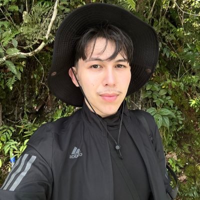 “Emotions are for ugly people.” they/them, Mx., 20teen