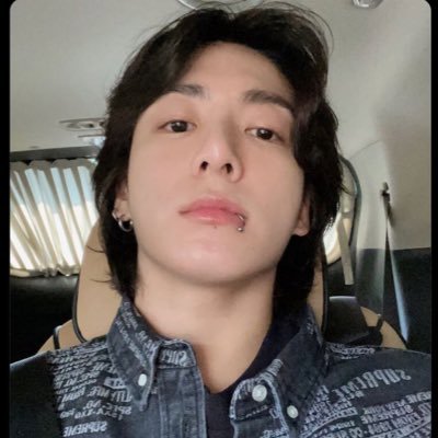 kck_11's profile picture. 💜