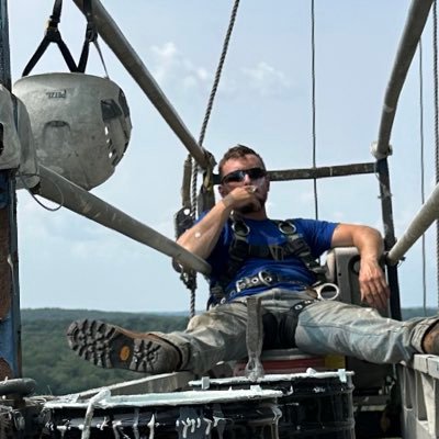 DumpsterKitty45's profile picture. Element 47.