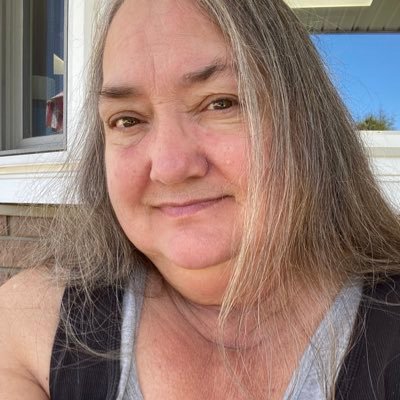 Mom/Gramma Democrat. I BLOCK Direct Messages!! #47NotMyPrez #BLM #StopAsianHate #IStandWithUkraine #BansOffOurBodies #NOTGOINGBACK