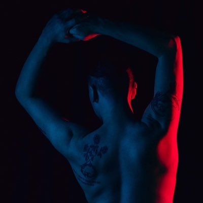 Just another gay bored and horny on the internet