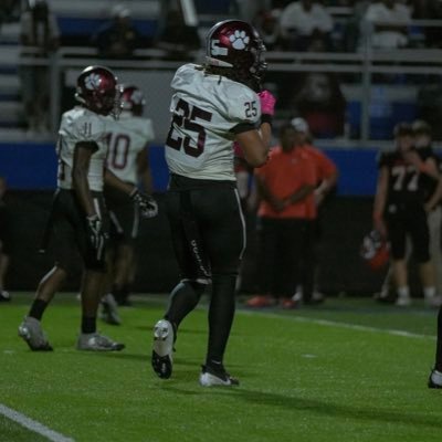 Antwon Clark, class of 2026 River Rouge Highschool, 6’2 196 ATH, 3.1 GPA email: antwonclark07@gmail.com/#3136261268 https://t.co/tT9NTBlNnf