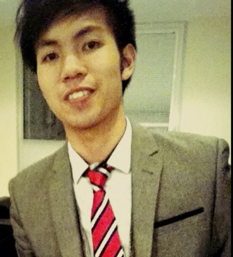 babarianlwl's profile picture. suits, stocks, cat, food