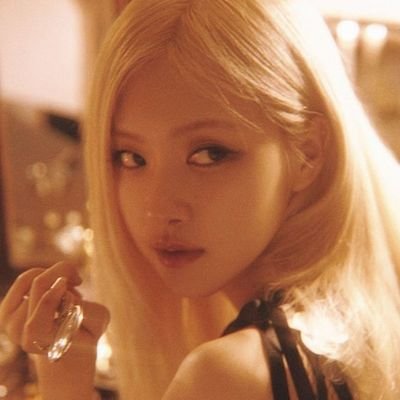 Goddeexz's profile picture. 