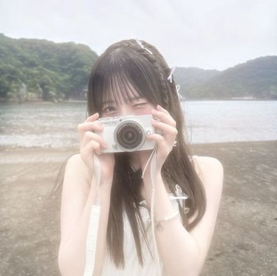 loveecaatss's profile picture.