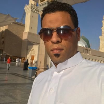 و اجعل لي من بعد موتي أهلًا وأصحابًا وأحبّه لا يهجرون وصلي بالدعاء يـا الله
