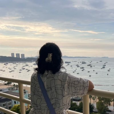 Hridika99's profile picture. Just a 16 year old here to fuel her soul with stories, melodies, and adventures from every corner of the world !✨🎶💙
