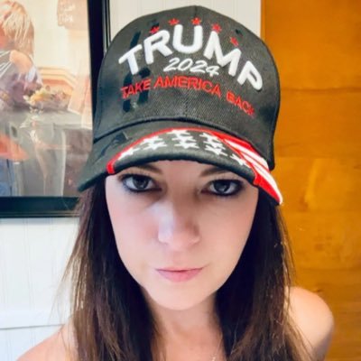 🇺🇸Proud American wife and mother, monster lover and wanna-be science nerd 🇺🇸Trump2024