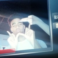 Damian :) (@d1mpy) 's Twitter Profile