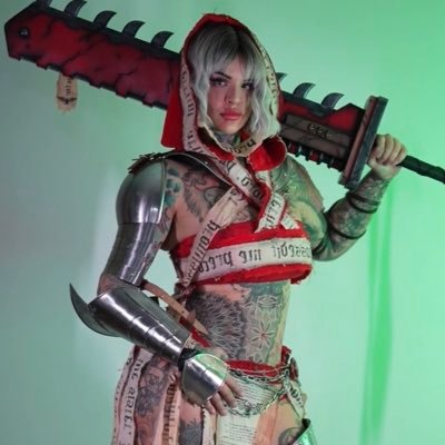 YouTuber, Twitch Partner, Cosplayer 🫱🏼🫲🏽 personal: @itsheidilavon 📧 hello@heidilavon.com