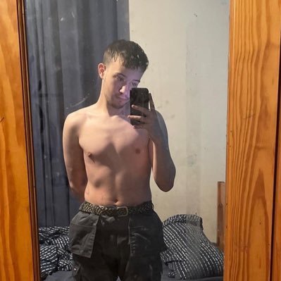 add my insta shea_curran34 pay your master all ur hard earned money add my Snapchat sheacurran1278
