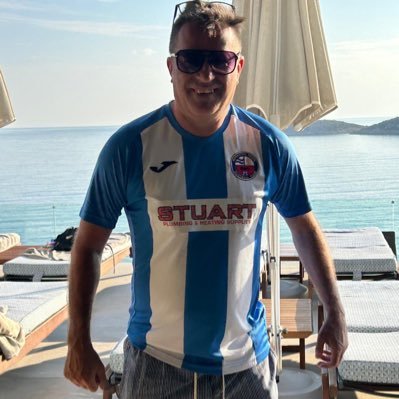 Nuneaton Town FC Director, Business owner , Proud Dad and all round good egg 🥚