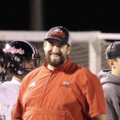 Linebackers Coach @NBP_football 🦅🦅|Lover of all things football