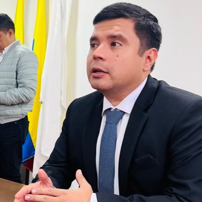 Abogado, Esp Der. Administrativo - Der. Penal - Maestrando Der Ordenamiento del Territorio y Urbanismo. Personero Municipal Florencia 2024-2028