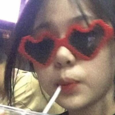 slverqueenaa's profile picture. love life laugh!